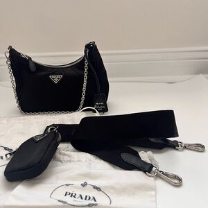 Prada nylon Re-edition 2005 bag / multipochette